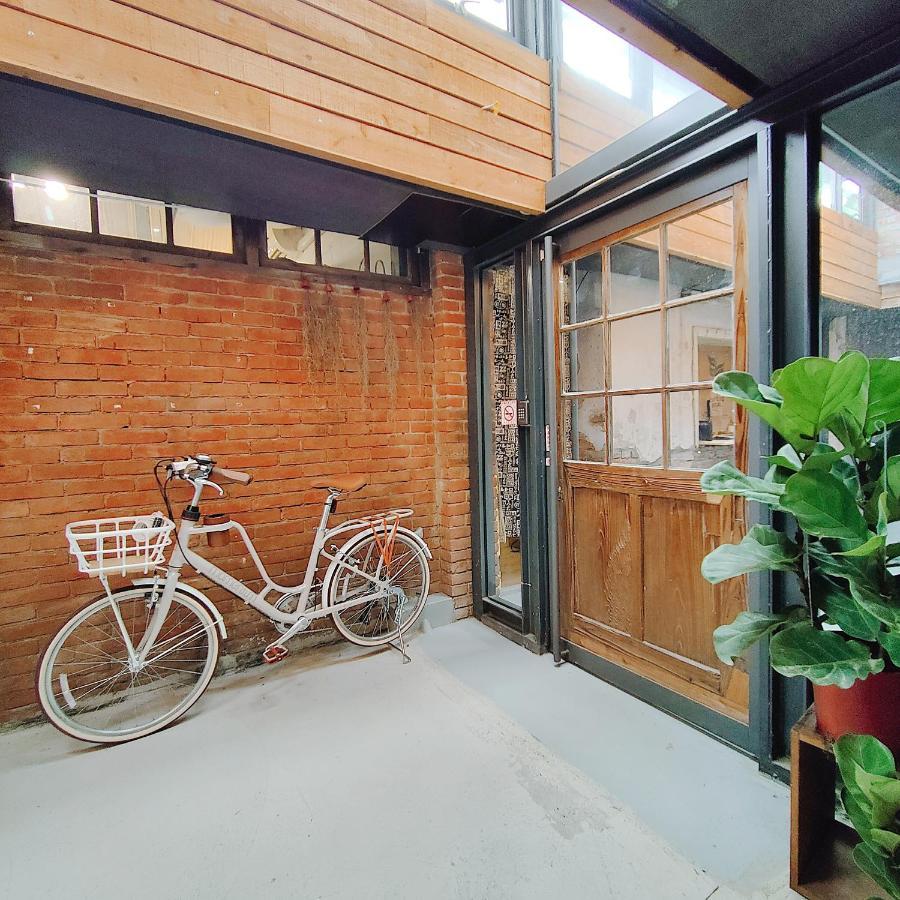 Jerry'S Mazehut Hostel Tainan Eksteriør billede